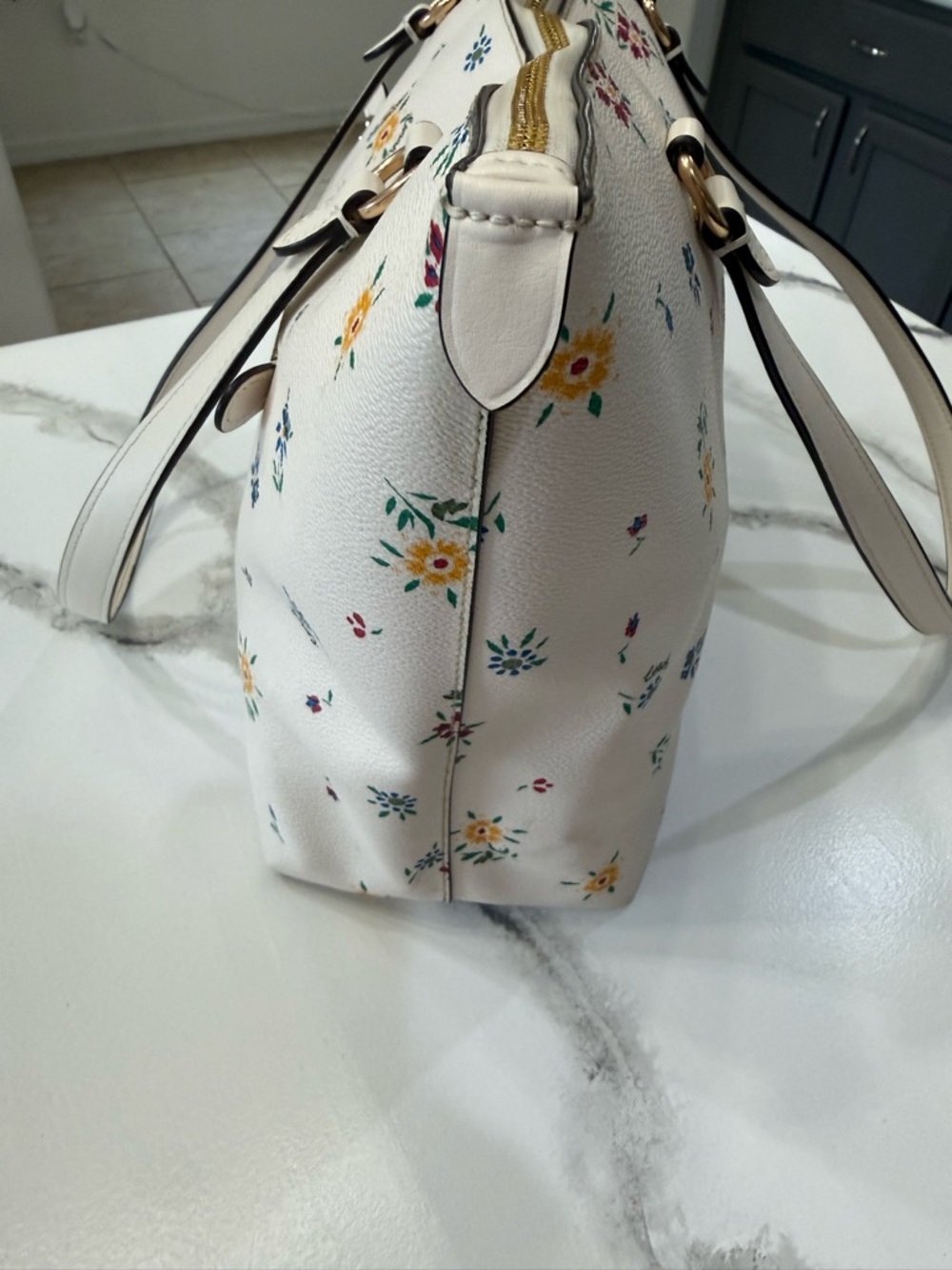 Coach Floral Print Tote Cream Canvas Leather Trim Zip Top Shoulder Bag - Picture 5 of 10